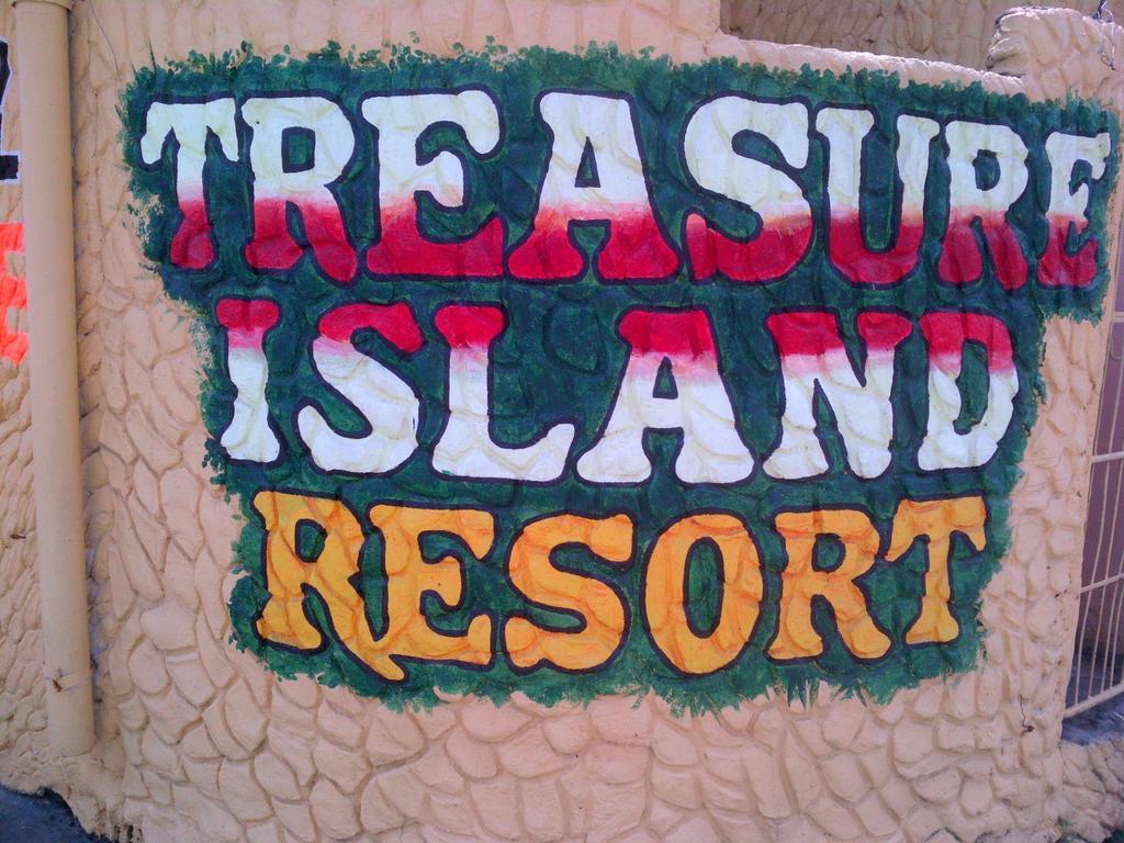 Treasure Island Resort Olongapo Eksteriør bilde