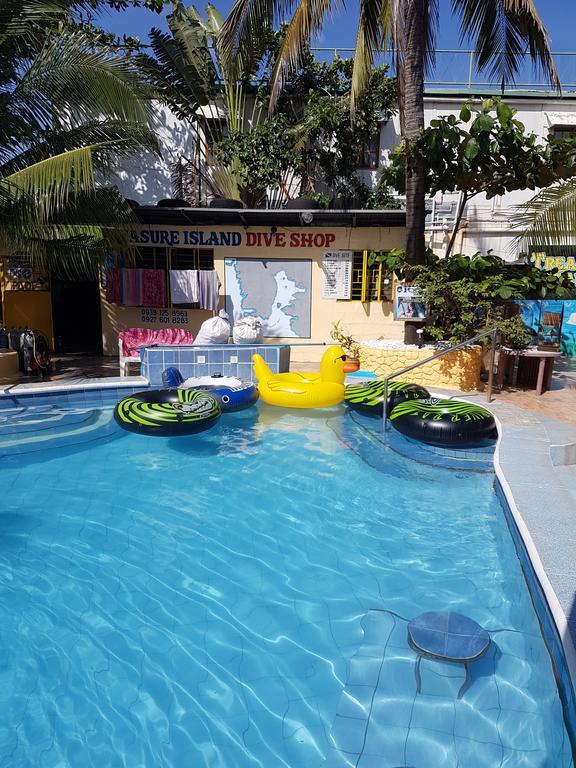 Treasure Island Resort Olongapo Eksteriør bilde