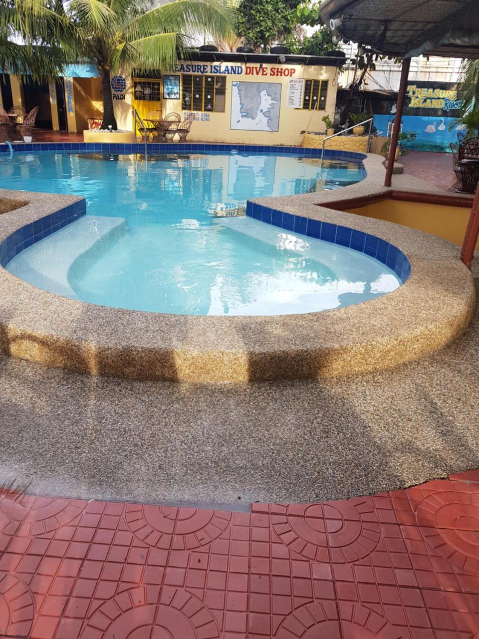 Treasure Island Resort Olongapo Eksteriør bilde