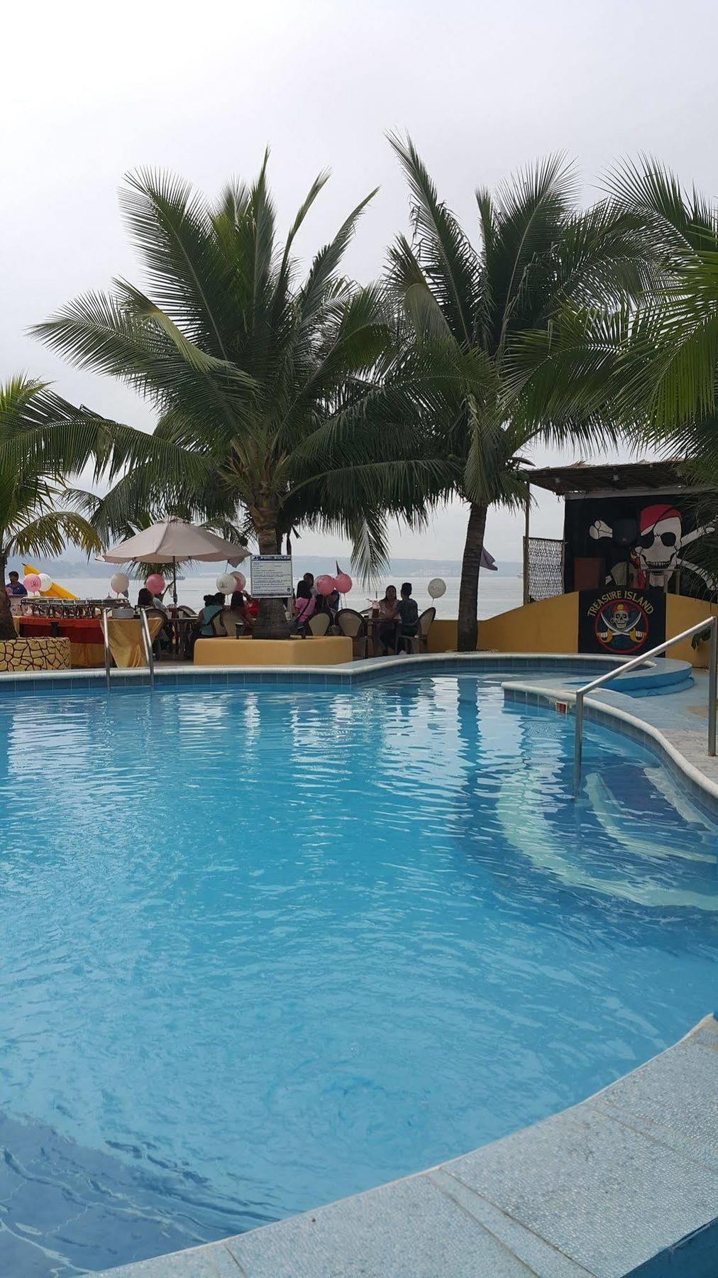 Treasure Island Resort Olongapo Eksteriør bilde
