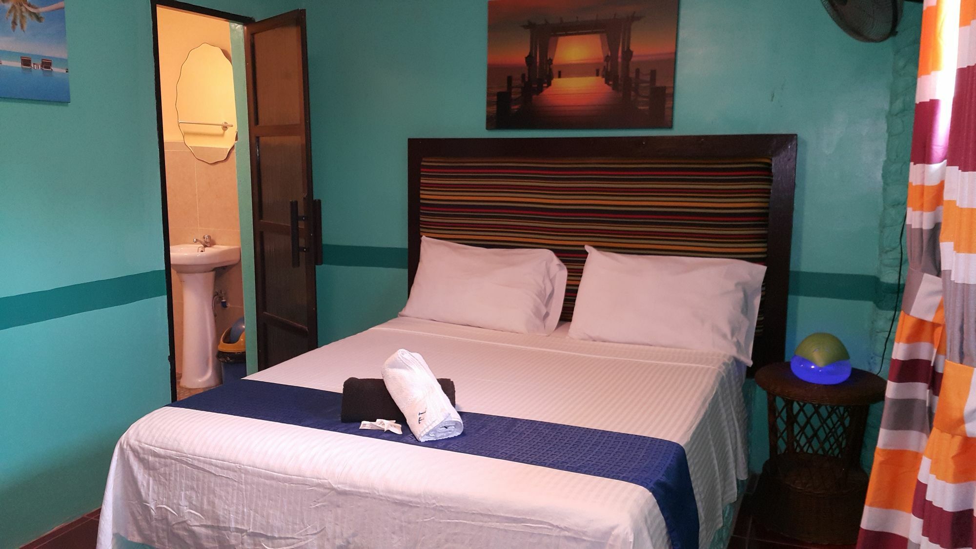 Treasure Island Resort Olongapo Eksteriør bilde